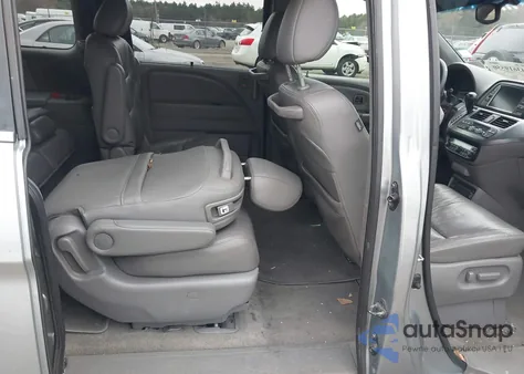 2010 Honda Odyssey Touring из США, поврежденный, VIN 5FNRL3H99AB072501